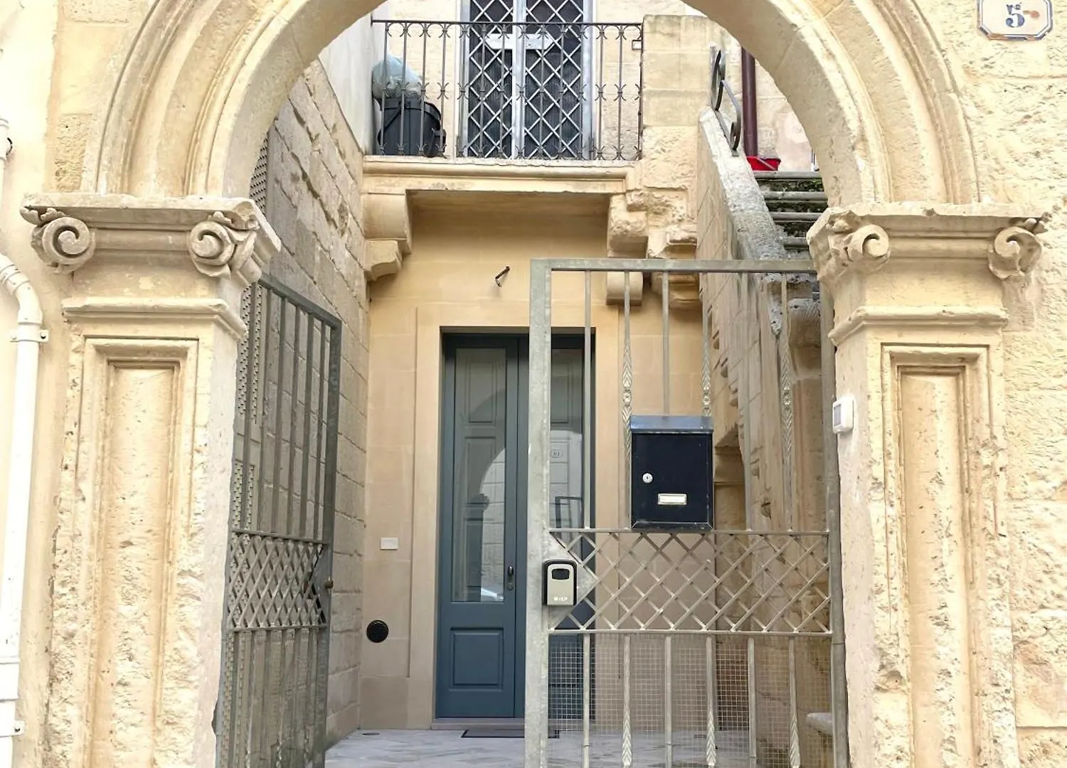 Appartamento Corte D'Oro Nel Centro Storico - Wi-Fi & Netflix Lecce Italia