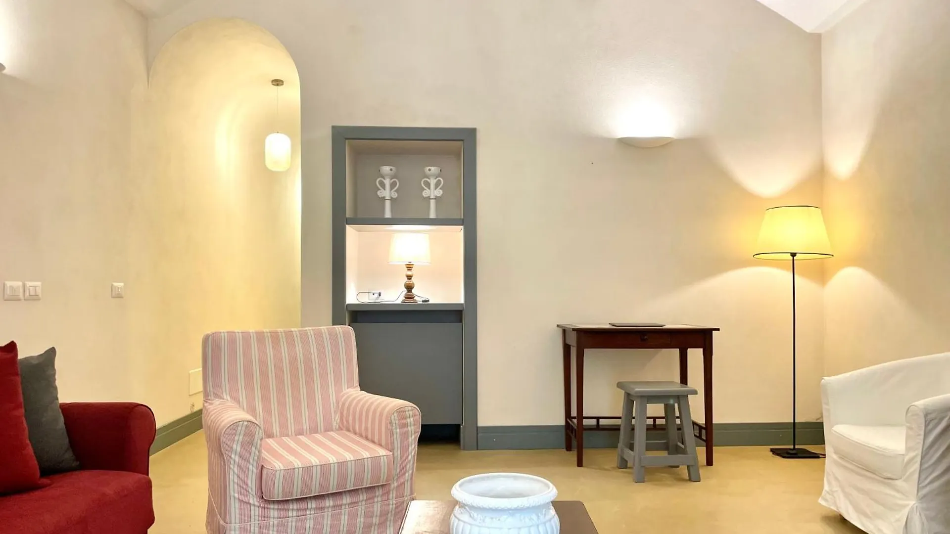 Corte D'Oro Nel Centro Storico - Wi-Fi & Netflix Lecce Italia